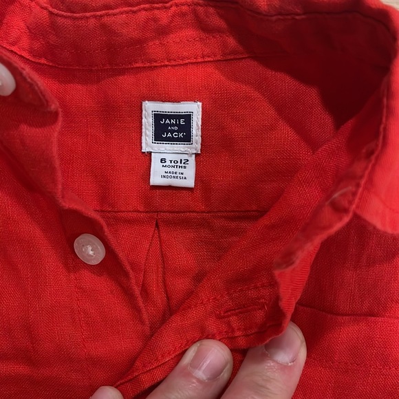 Button down - Picture 3 of 4